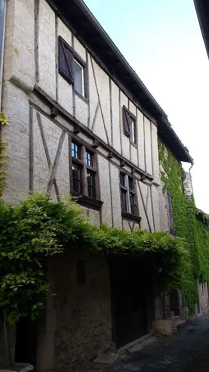 La Maison De Chloe Senouillac Apartment